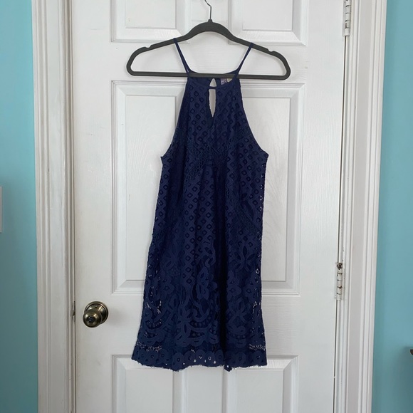 FRANCESCAS Navy Blue Lacey Flowy Dress - Picture 1 of 3